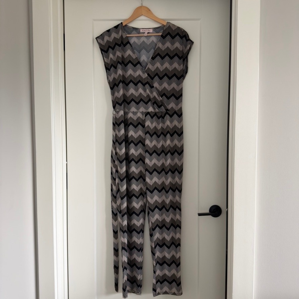 Harlow & Rose Womens Chevron Zigzag Wrap Front Jumpsuit Black Tan Large